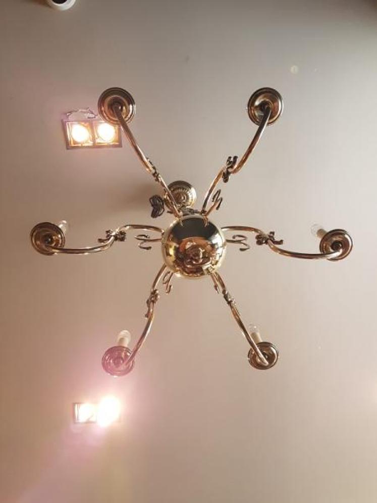 Fully Restored Edwardian Brass Six Arm Chandelier - Image 5