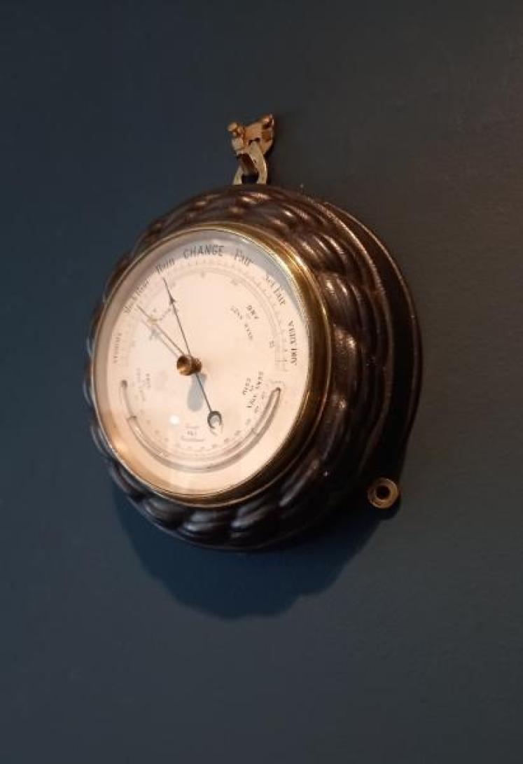Victorian Steel Barometer with Thermometer - Image 7