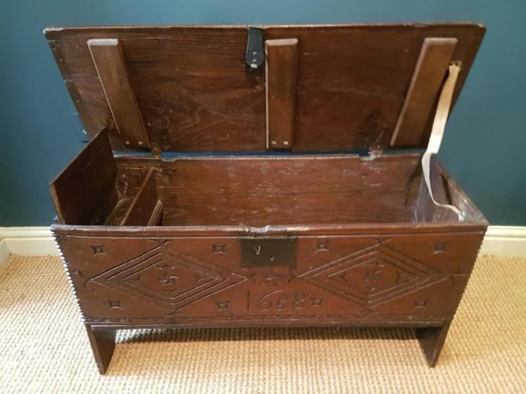 Period Oak Six Plank Coffer Dated 1658 - Image 7