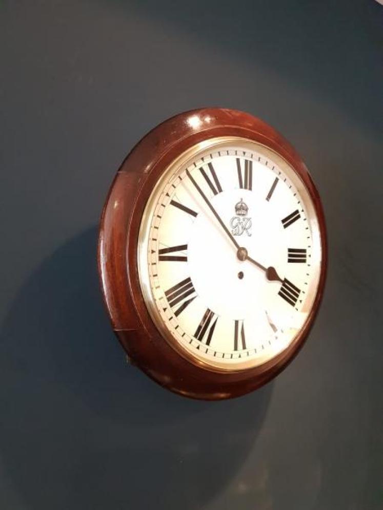 Original GPO Fusee Dial Clock by Elliott - Image 2