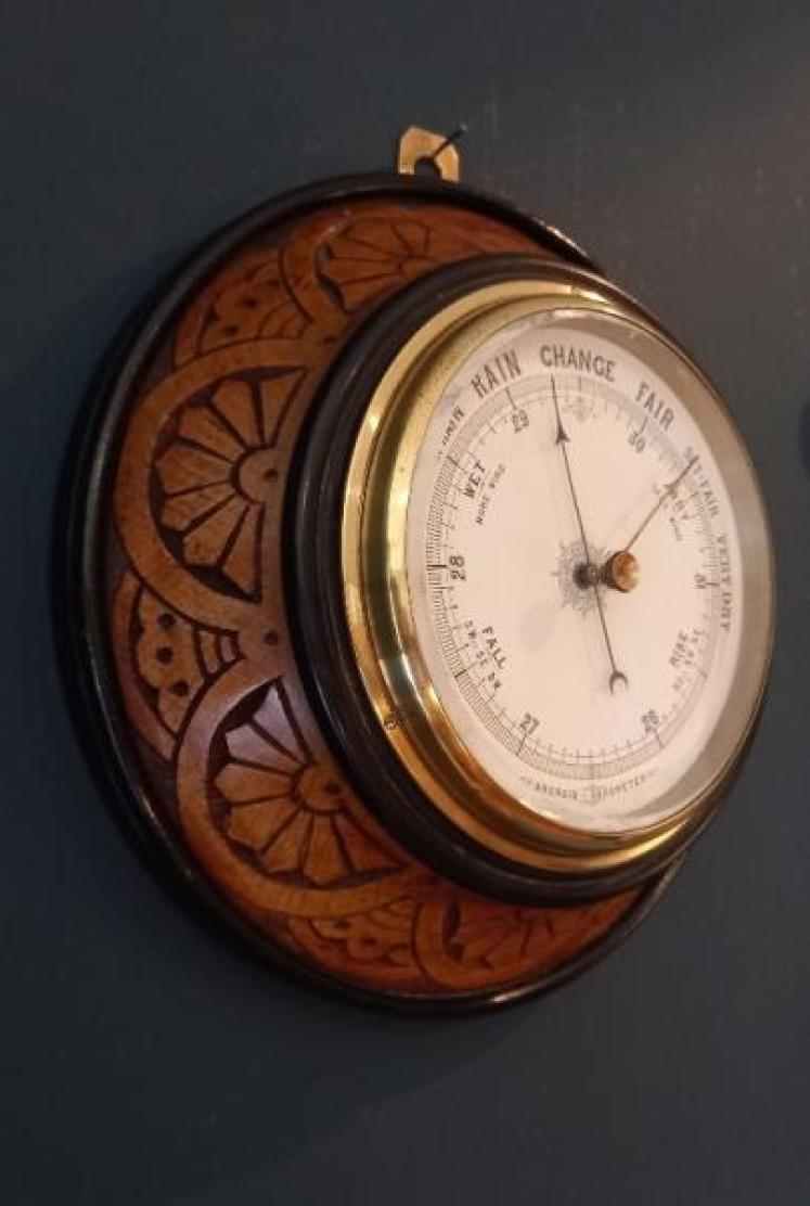 Mid Victorian Carved Oak & Ebony Barometer - Image 5