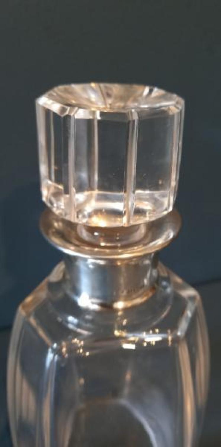 George V Silver Mounted Three Sided Decanter - Image 3