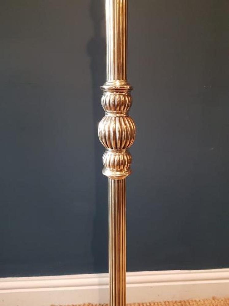 Edwardian Cast Brass Rise and Fall Lamp Standard - Image 3