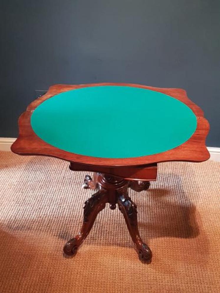 Stylish Victorian Burr Walnut Fold Over Gaming Table - Image 4