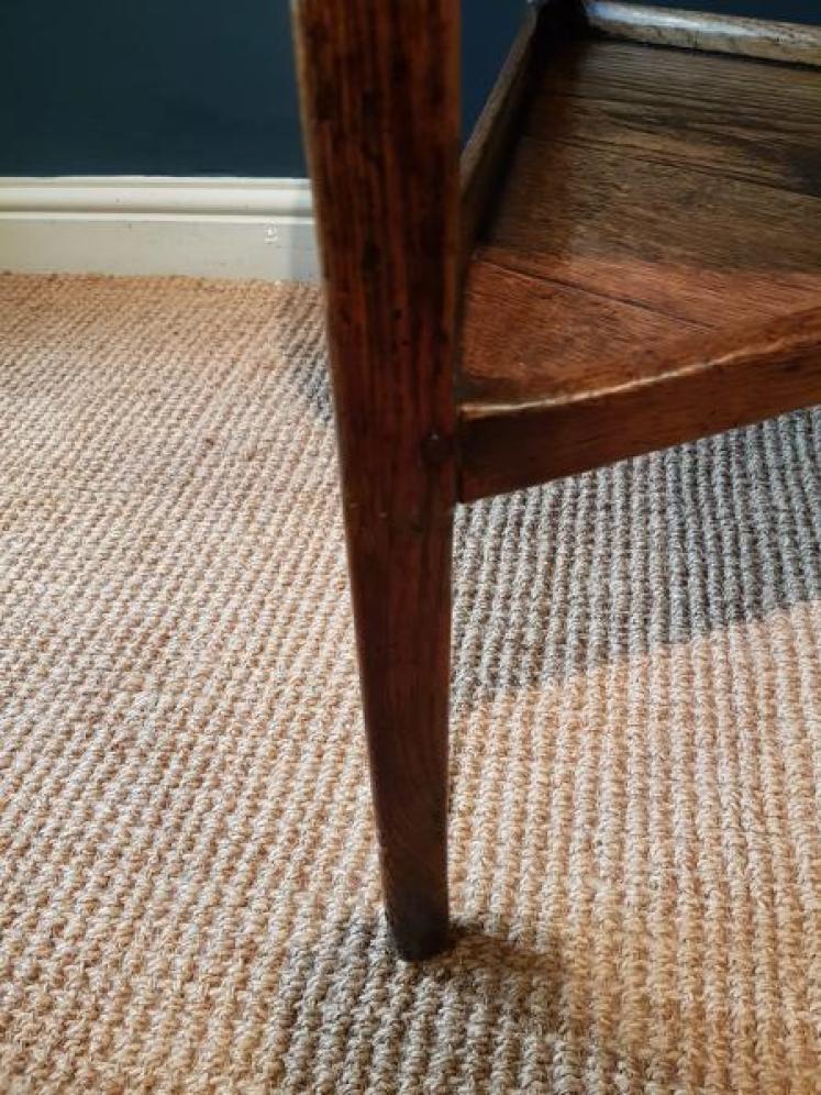 George III Oak and Walnut Cricket Table - Image 4