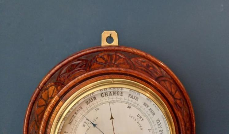  Victorian Carved Oak Surround Aneroid Barometer - Image 3