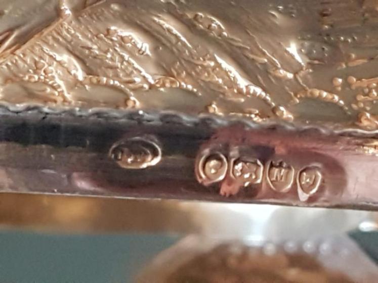 Large Victorian Embossed Silver Heart Shaped Box - Image 3