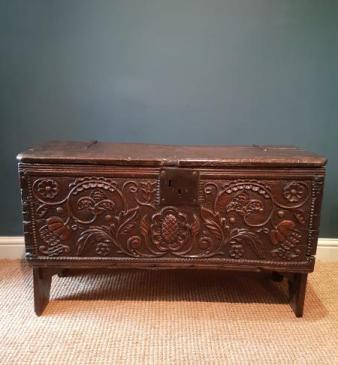 Outstanding Elizabethan Trough Of Bowland Coffer