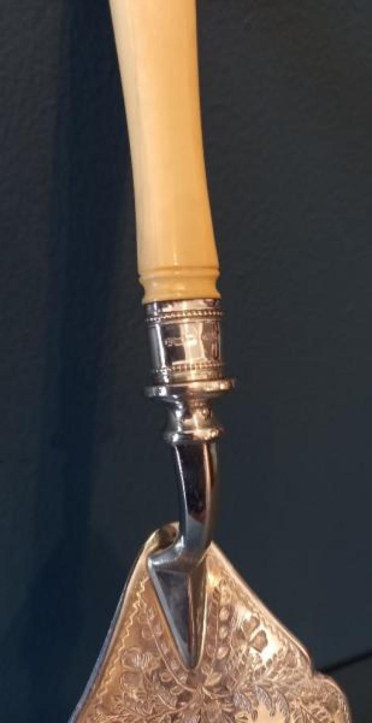 Edwardian Silver Engraved Presentation Trowel - Image 4