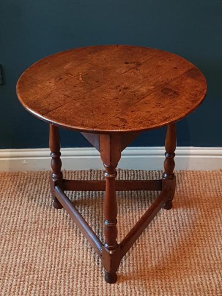 George III Oak and Ash Cricket Table  - Image 1