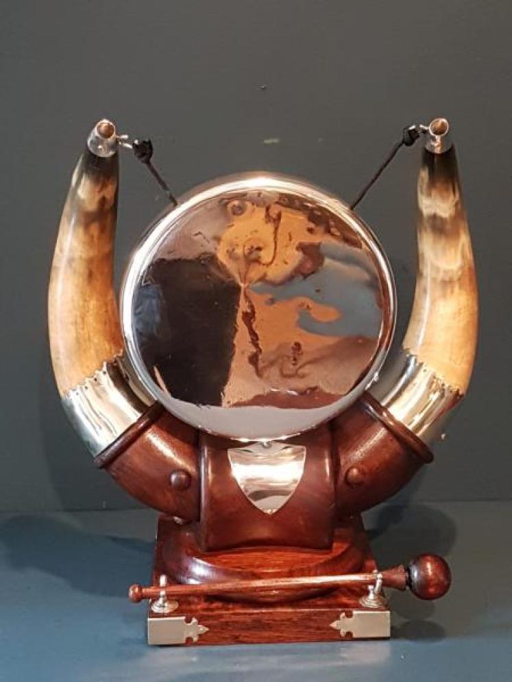 Victorian Oak And Cow Horn Dinner Gong  - Image 6