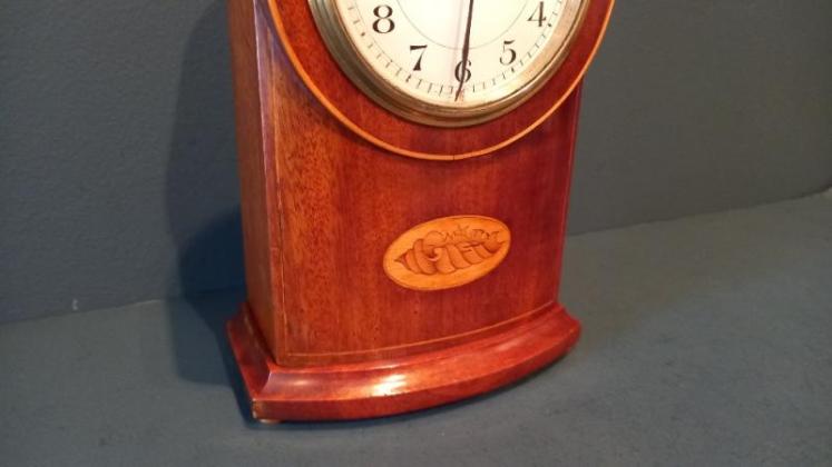 Edwardian Period Bow Fronted Inlaid Mantel Clock - Image 3