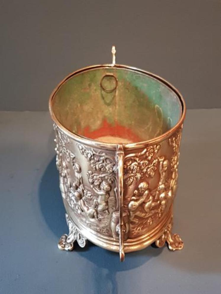 Early Victorian Embossed Brass Planter - Image 4