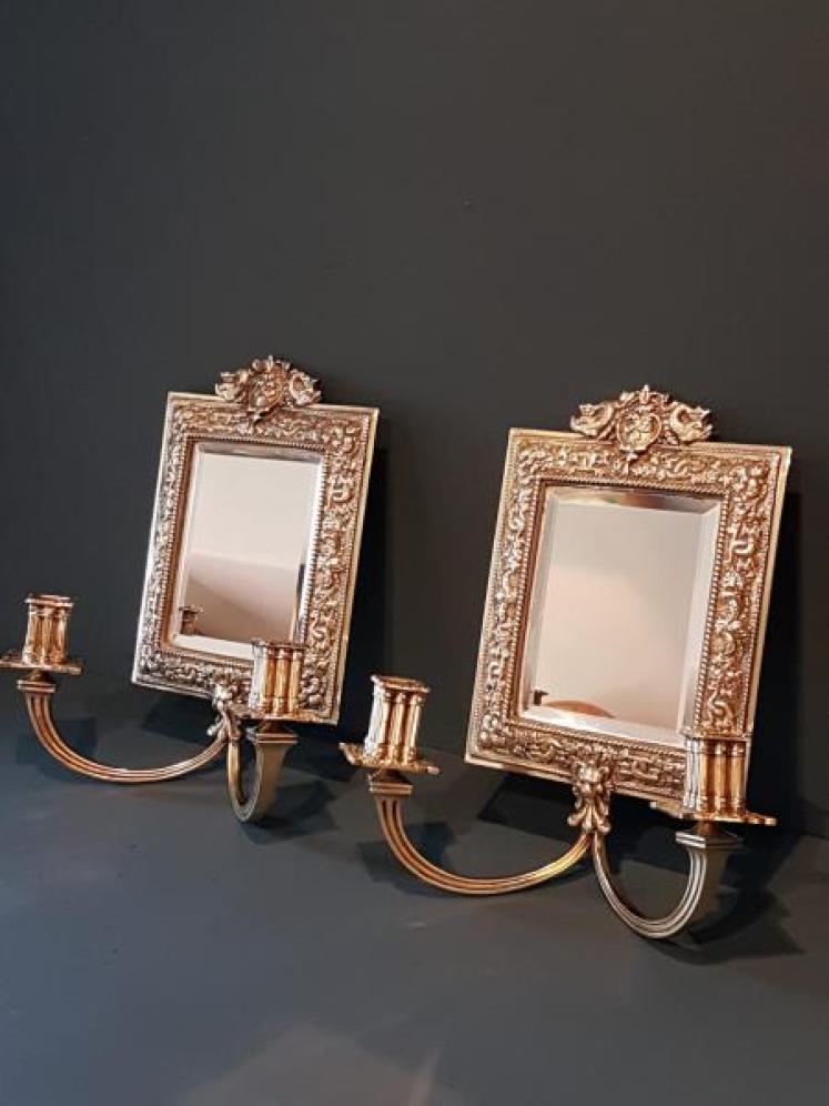 Matching Pair of Victorian Mirror Back Wall Sconces - Image 2