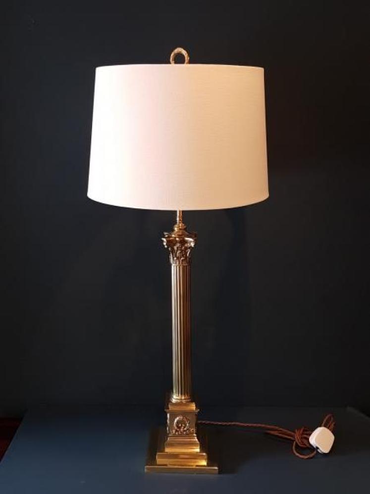 Impressive Edwardian Brass Corinthian Column Lamp - Image 1