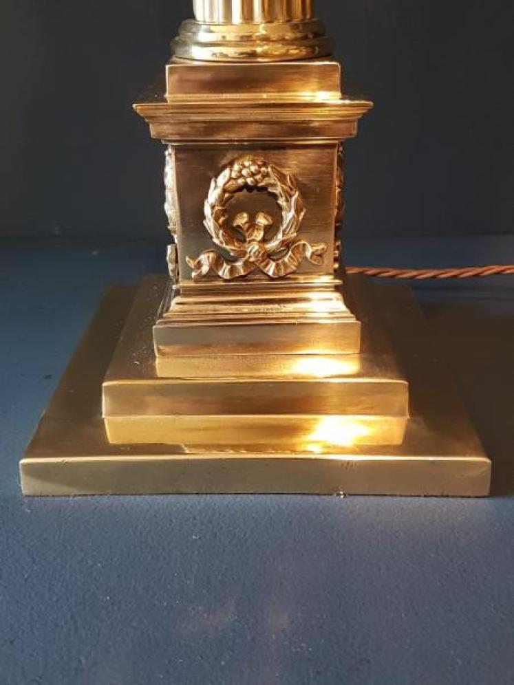 Impressive Edwardian Brass Corinthian Column Lamp - Image 6