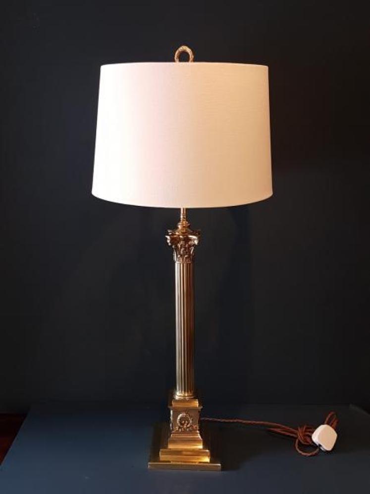 Impressive Edwardian Brass Corinthian Column Lamp - Image 7