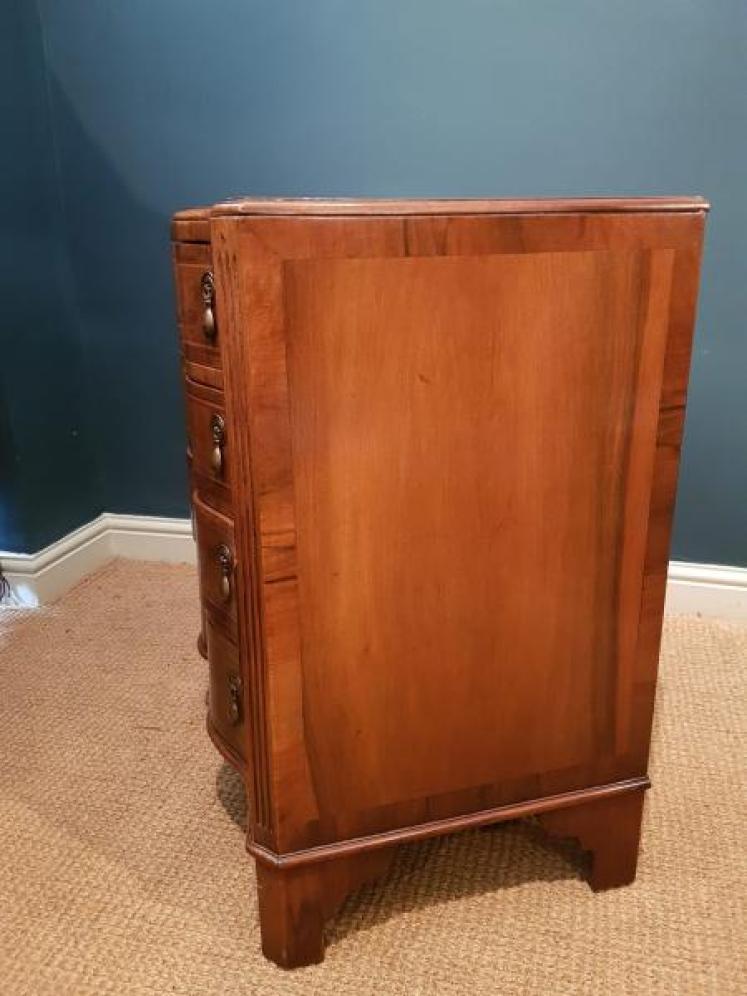 Edwardian Walnut Ribbon Front Chest of Drawers - Image 4