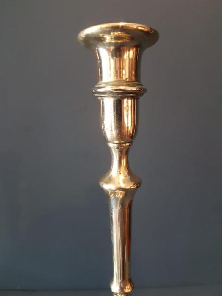 Large Pair of Victorian Brass Candlesticks - Image 3