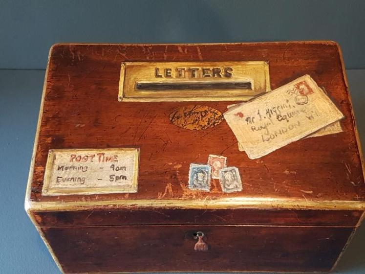 Country House Stationary Box - Image 5