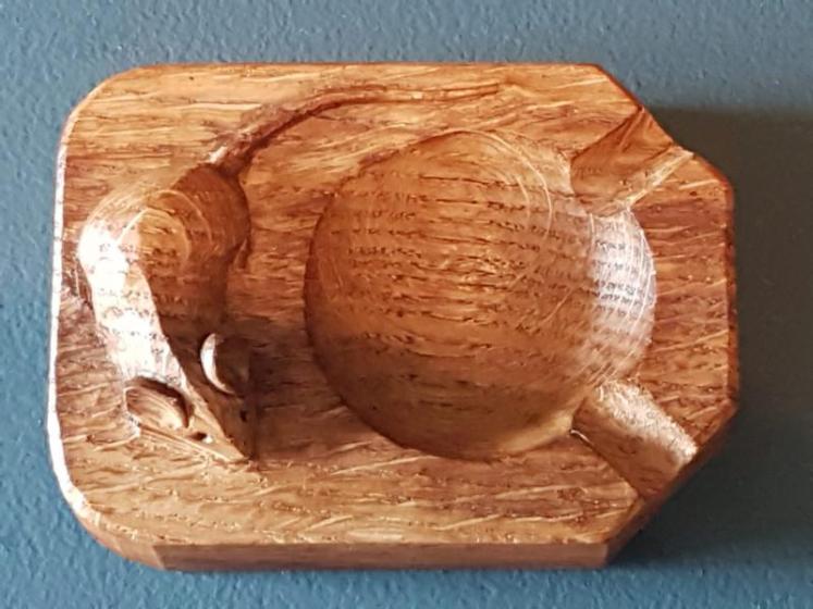 Thompson's of Kilburn Mouseman Pin or Ashtray - Image 2