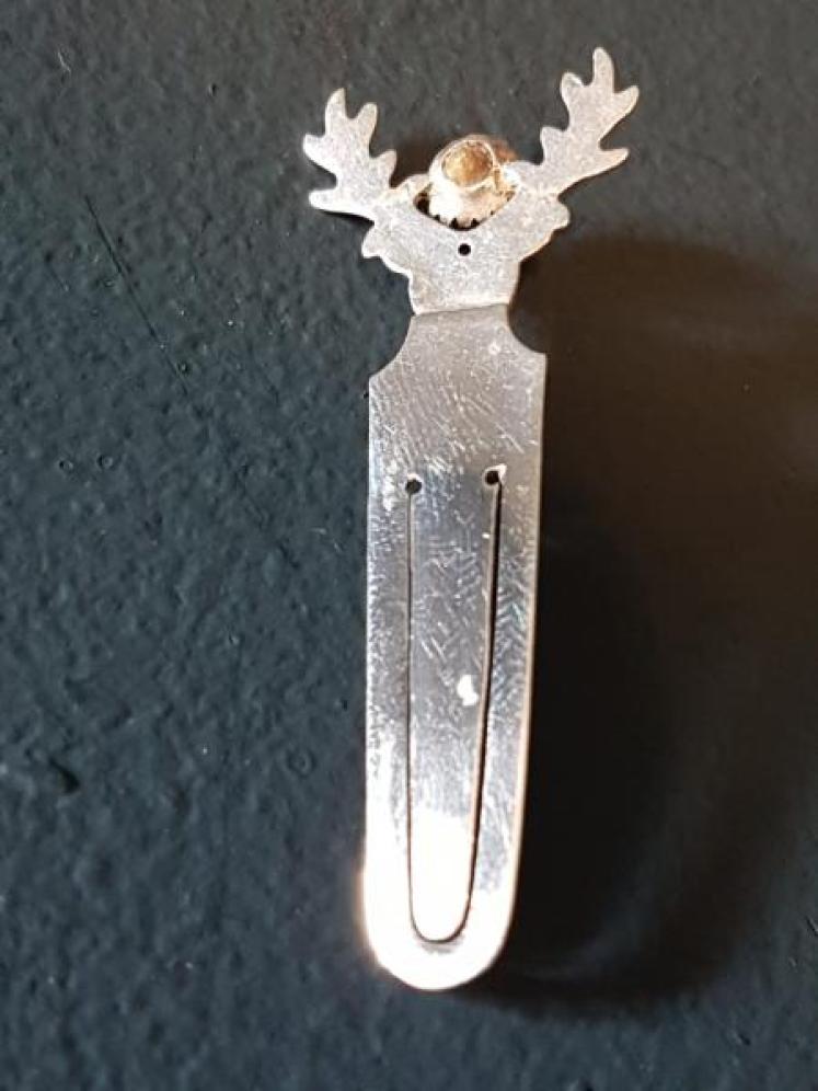 Silver Stags Head and Peridot Bookmark  - Image 5
