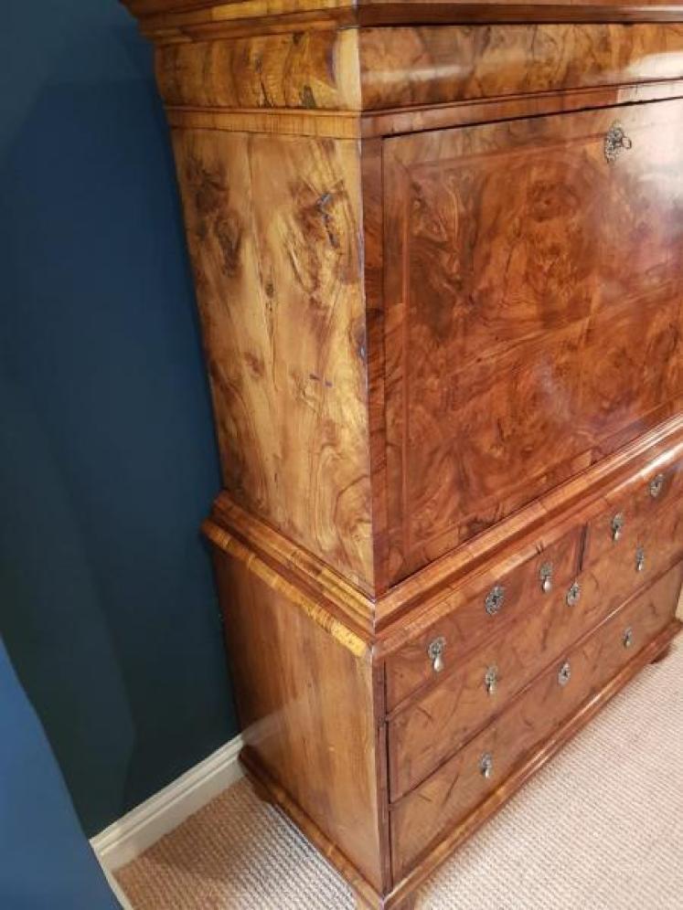William and Mary Period Walnut Escritoire - Image 6