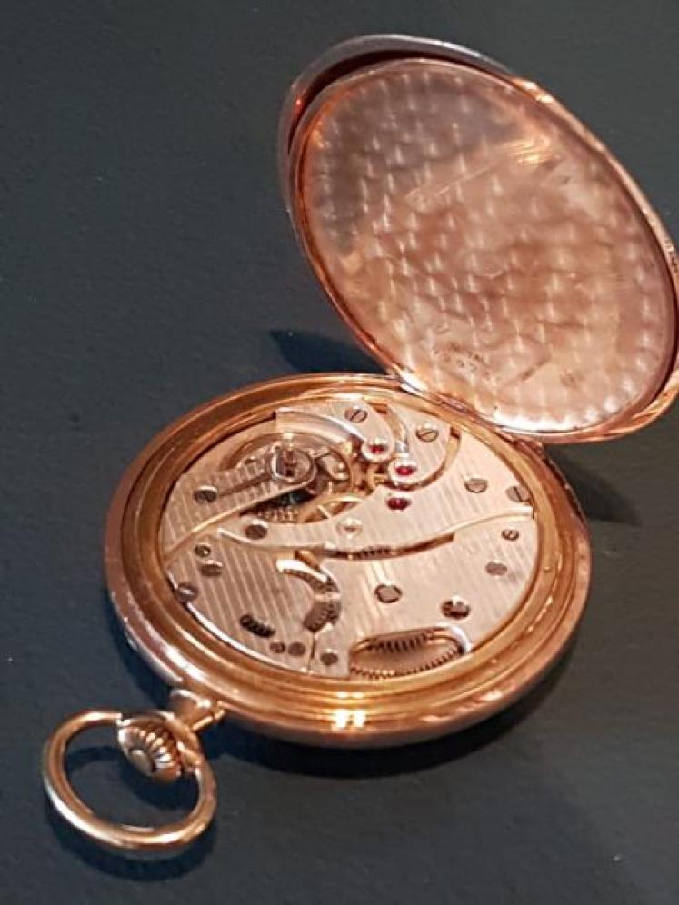 1920's 9ct Solid Gold Pocket Watch - Image 3