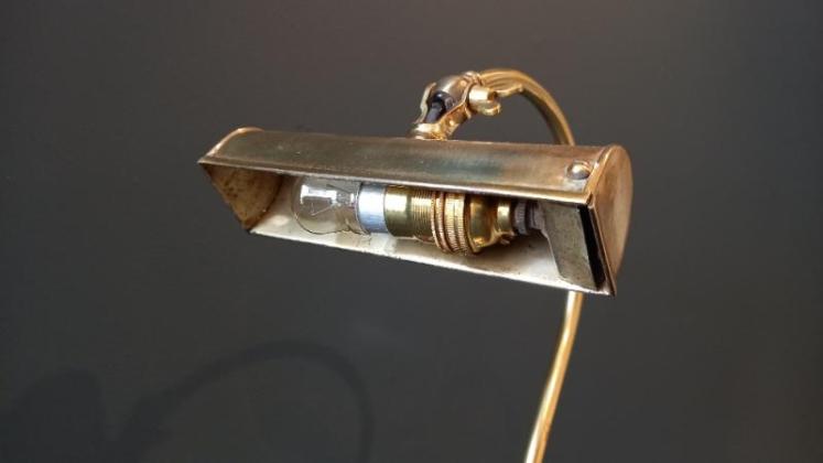 Edwardian Period Brass Adjustable Desk Lamp - Image 5
