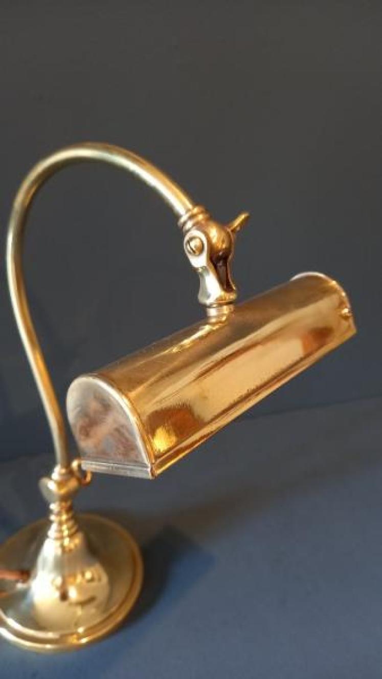 Edwardian Period Brass Adjustable Desk Lamp - Image 6
