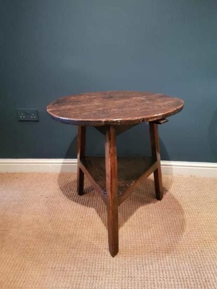 George II Elm Cricket Table - Image 7