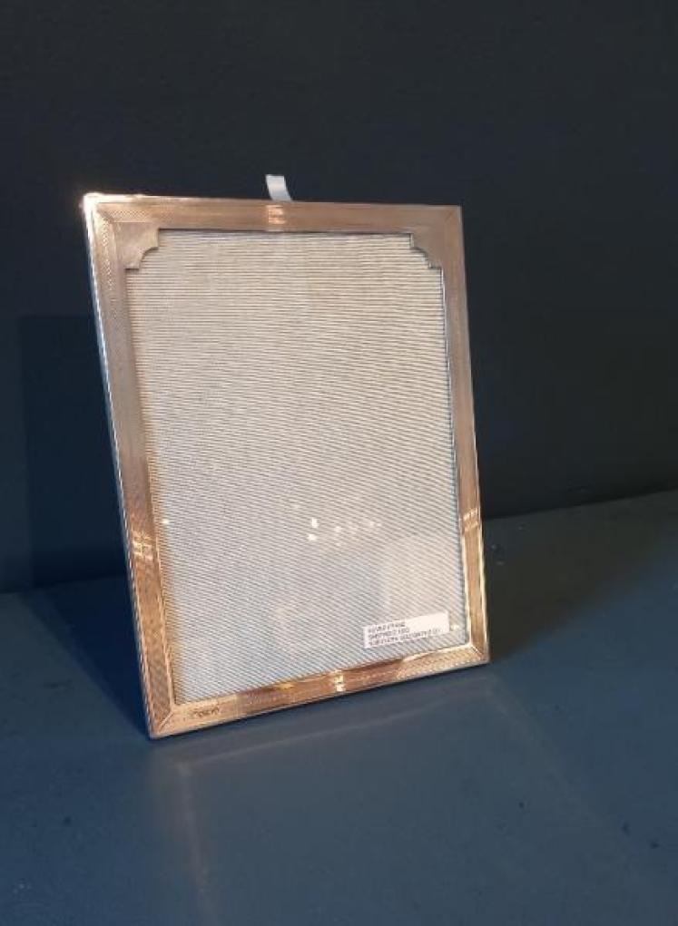 Large George V Period Sheffield Silver Photo Frame - Image 1