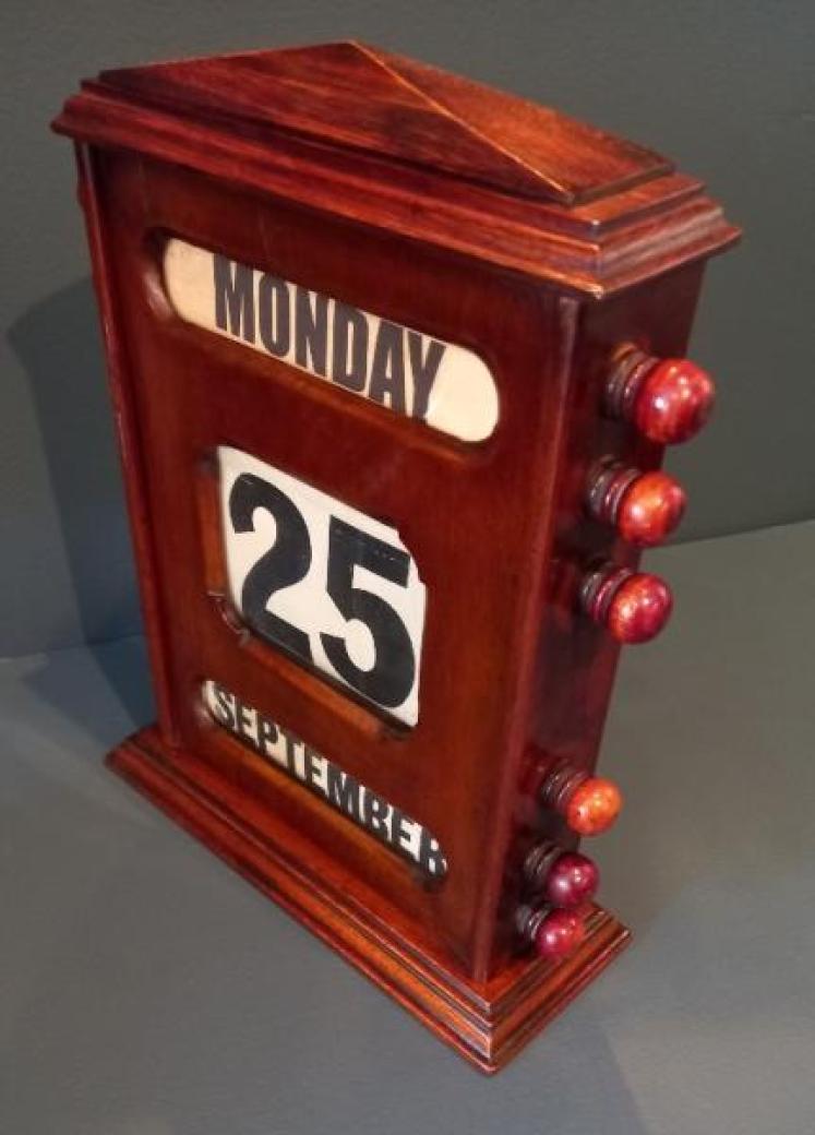 Large Victorian Walnut Desk Calendar - Image 3