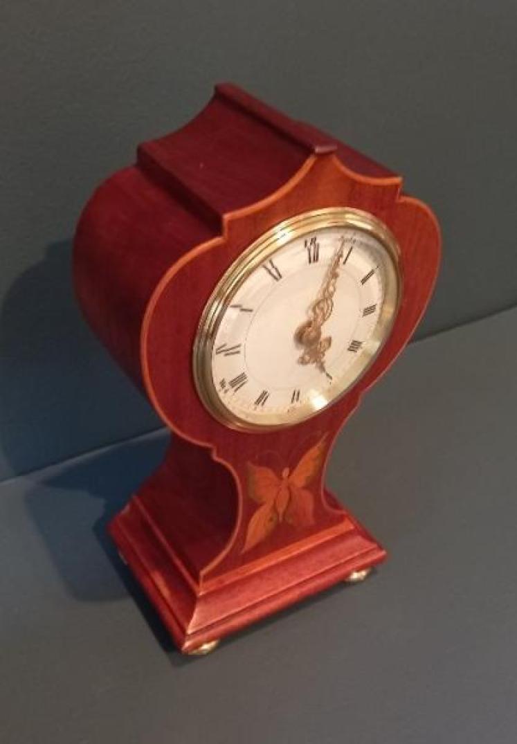 Edwardian Period Butterfly Inlaid Mantel Clock - Image 6