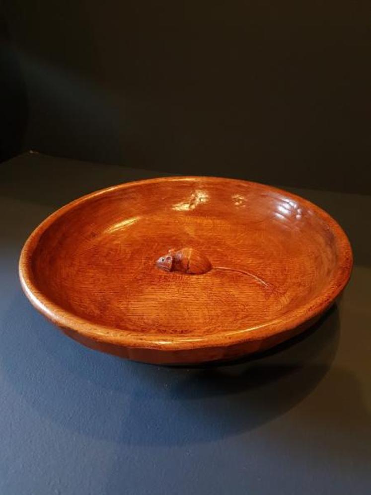 Large Thompsons of Kilburn Mouseman Bowl  - Image 4