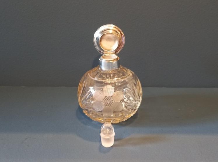 George VI Period Silver & Blue Enamel Scent bottle - Image 5