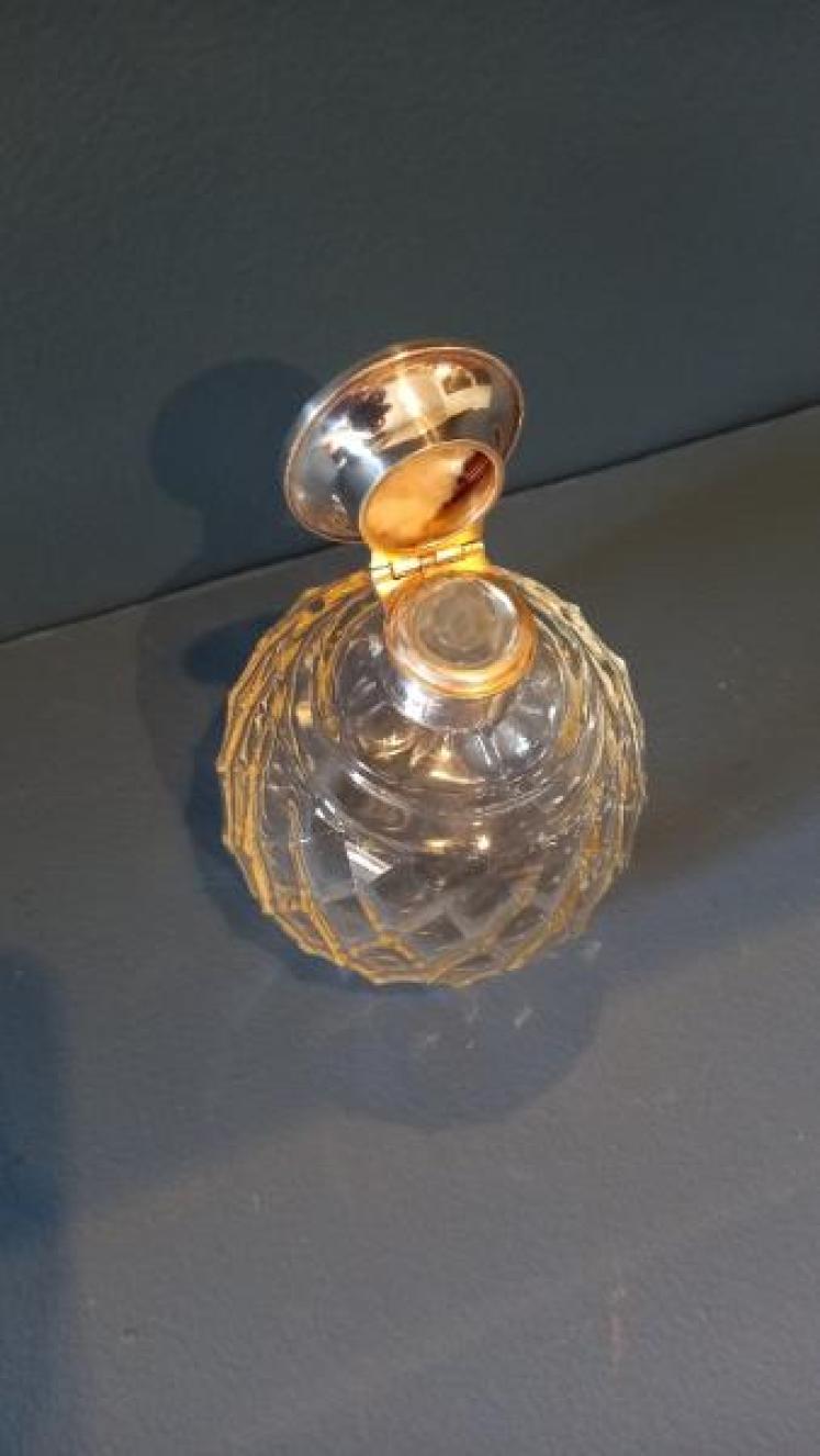 George V Silver & Pale Blue Enamel Scent Bottle - Image 5