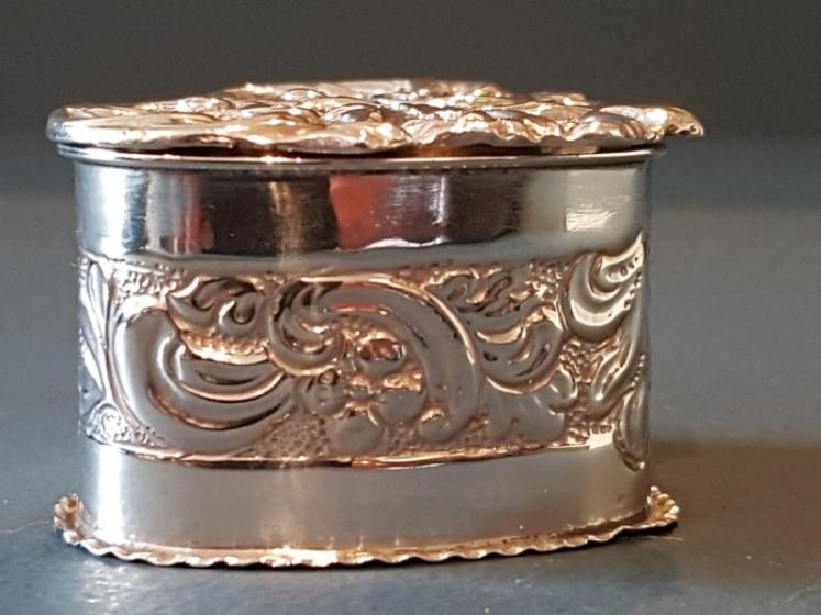 Victorian Silver Heart Shaped Pot Pourri - Image 3