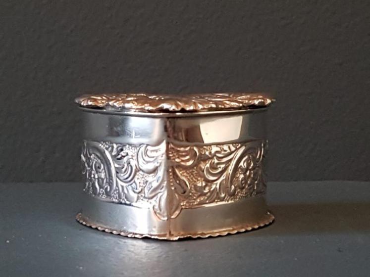 Victorian Silver Heart Shaped Pot Pourri - Image 4