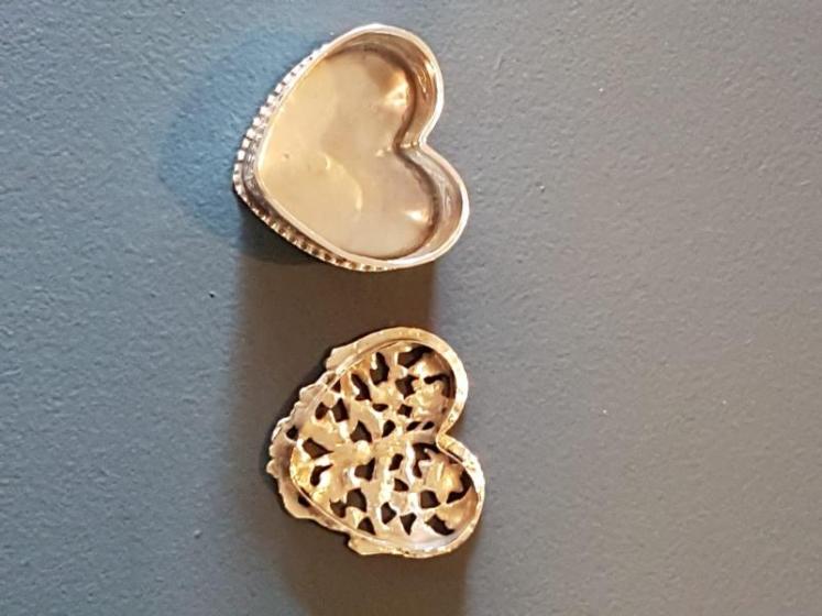 Victorian Silver Heart Shaped Pot Pourri - Image 5