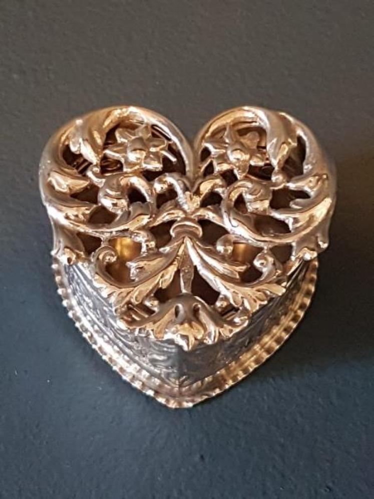 Victorian Silver Heart Shaped Pot Pourri - Image 7