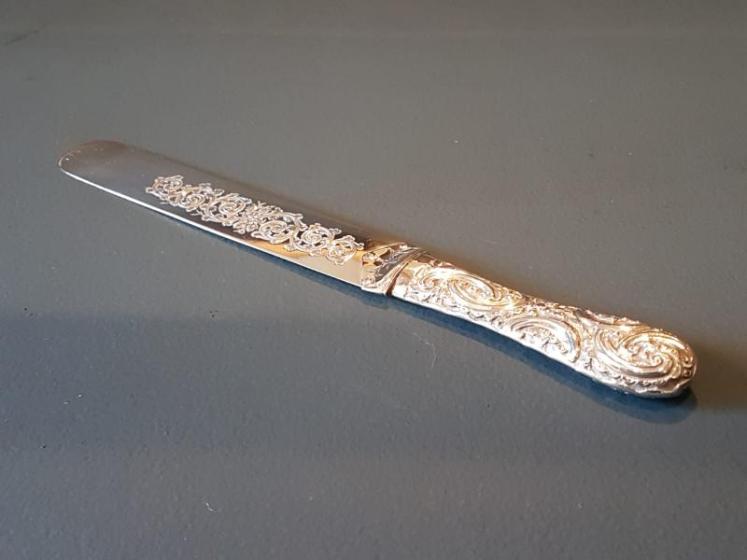 Fine Quality Victorian Silver Paper Knife  - Image 5
