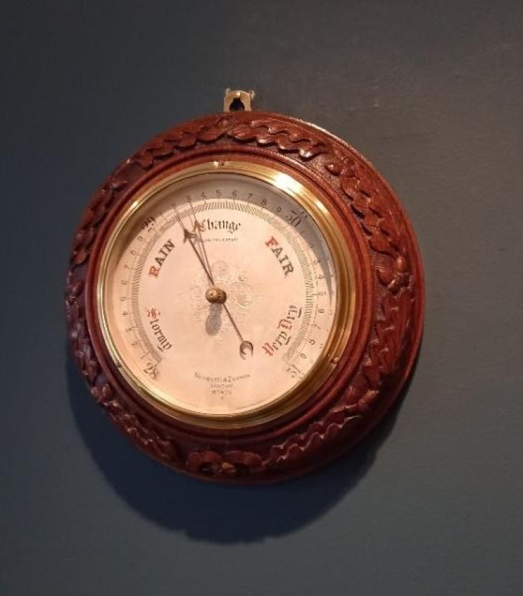 Mid Victorian Acorn Leaf Negretti & Zambra Barometer - Image 7