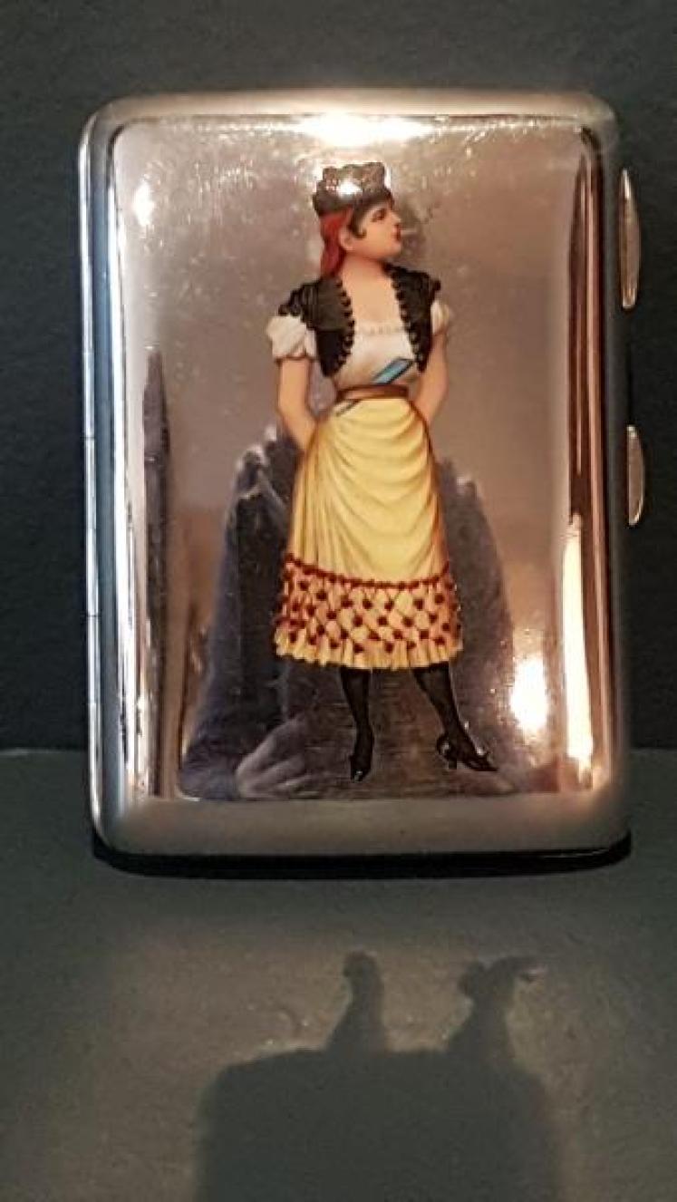 Outstanding Quality Silver and Enamel Cheroot Case - Image 1