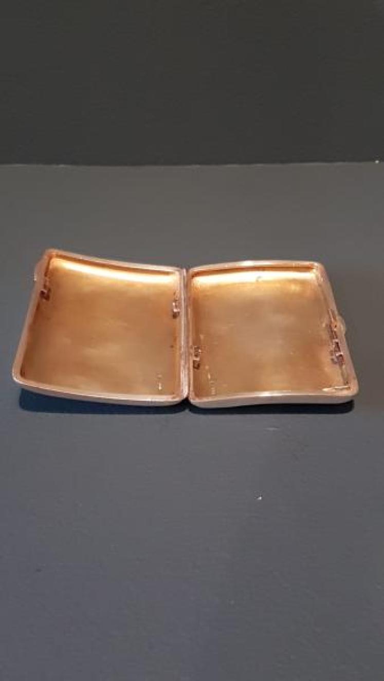 Outstanding Quality Silver and Enamel Cheroot Case - Image 2