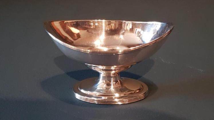 Pair of Fine Quality Georgian Salts by Anne & Peter Bateman - Image 3