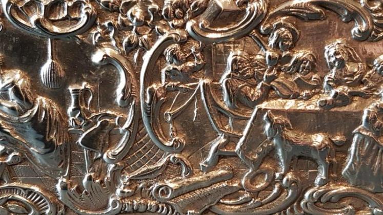 Fine Quality Victorian Silver Table Box  - Image 5