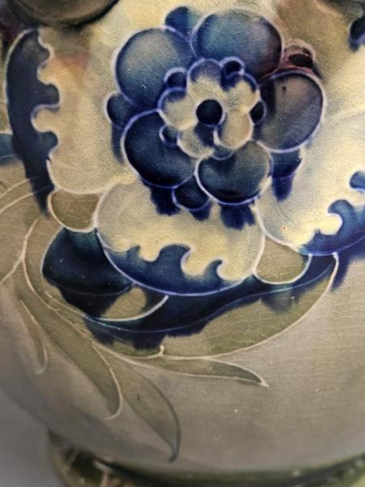 Moorcroft Florian Jardiniere - Image 6