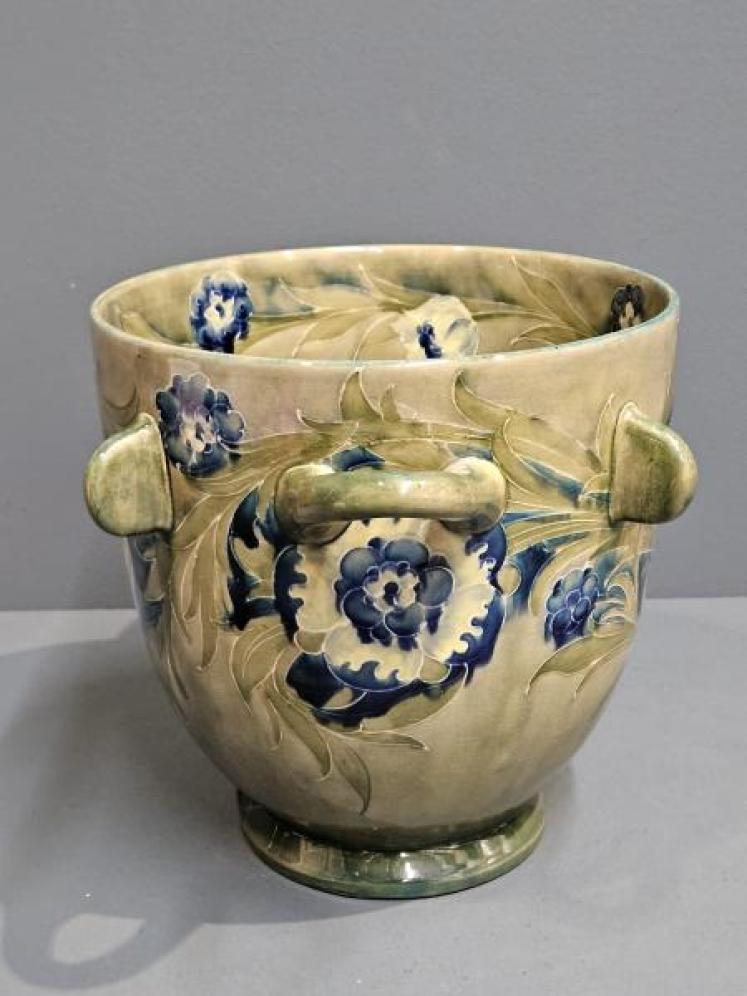 Moorcroft Florian Jardiniere - Image 7