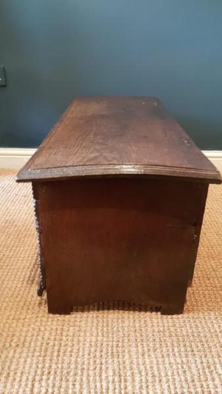 Outstanding Early Oak Six Plank Coffer  - Image 4